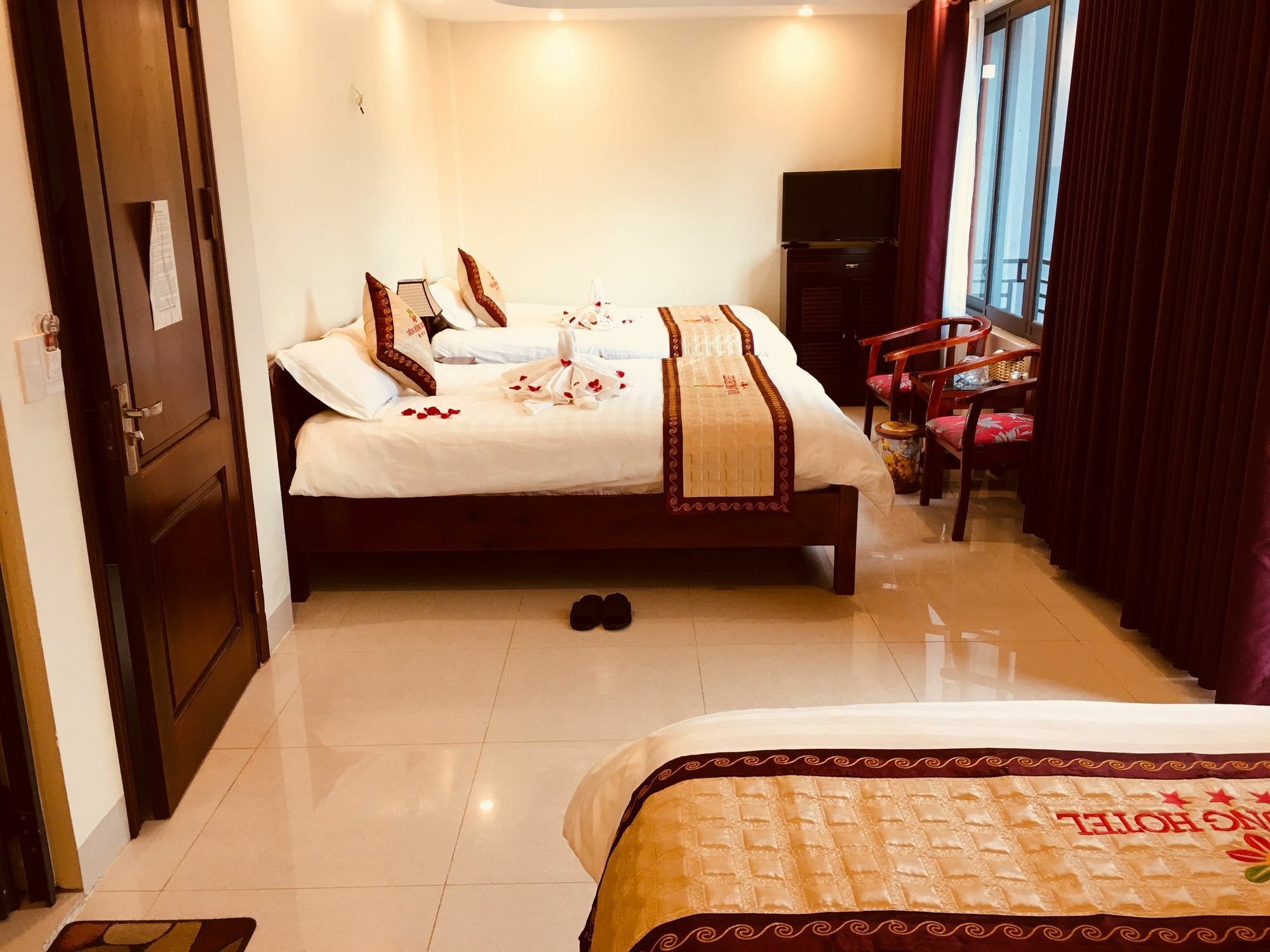 Sapa Van Hung Hotel Exterior photo